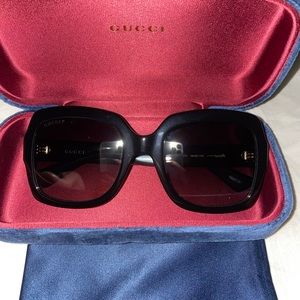 Gucci polarized oversized sunglasses.